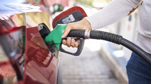 Caro benzina, nuovo rialzo: ecco dove si paga di meno in Italia