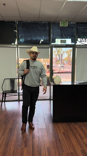 Que bonito! Not rushing any of my projects! Thank you all for the support! These ink house crewneck are for sale! Text 602-743-7968 to book or to order🙌 • #cvink #blackandgreytattoo #portrait