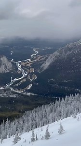 Dreaming of a magical winter escape? Here’s your ULTIMATE guide to winter adventures in the Canadian Rockies! You can't miss these activities when visiting the Canadian Rockies in winter: ❄️ Feel the rush of a dogsledding adventure in the snowy wilderness ❄️ Ice skate on a frozen lake surrounded by snow-capped mountains ❄️ Go on a canyon ice walk in one of Banff's most famous hiking trails ❄️ Take in the breathtaking views from a gondola ❄️ Sip on delicious drinks from an outdoor ice bar while y