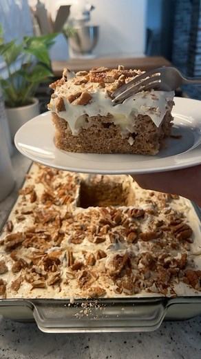 Carrot Cake Poke Cake! 🥕 You’ll need: • 1 box carrot cake mix • 1 cup milk • 1/3 cup oil • 3 eggs • 2 (3.4 oz) boxes instant cheesecake pudding • 3 cups cold milk • 1 block cream cheese (8 oz), softened • 1 can sweetened condensed milk (14 oz) • 8 oz Cool Whip • Crushed pecans (optional) Here’s how to make it: 1. Mix cake mix with 1 cup milk, 1/3 cup oil, and 3 eggs. 2. Pour into a greased 13x9 baking dish and bake as directed on the box. 3. While it bakes, whisk pudding mix with 3 cups milk an