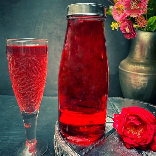 Rooh afza is not just a rose syrup but a refreshing drink having natural flavours coming from the distillate of different herbs, fruit juices plus sugar syrup as well. So, craft your own refreshing 𝐑𝐨𝐨𝐡 𝐀𝐟𝐳𝐚 𝐒𝐲𝐫𝐮𝐩 at home with this simple recipe, blending aromatic flavors for a delightful beverage. Written Recipe ( video) https://blessmyfoodbypayal.com/rooh-afza-syrup-recipe/ | Bless My Food by PAYAL