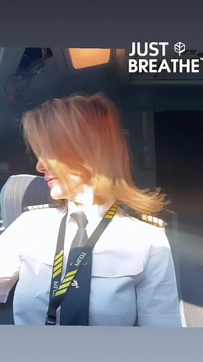 Cockpit Crew Oxygen Mask: Essential Equipment for Aviation Safety