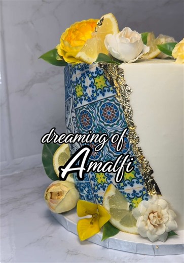 Amalfi Lemon Cake for Your Dream Wedding