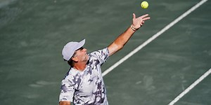 Quick tennis tips: Varying your serve