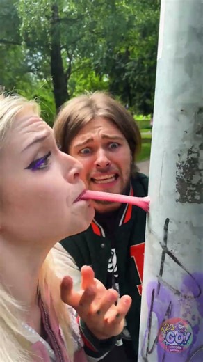 史上最も面白い偽舌ドッキリ 😂