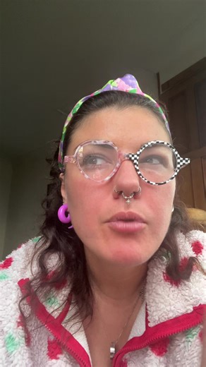 Chebzilla🦖 (@chebzilla)’s videos with original sound - Chebzilla🦖