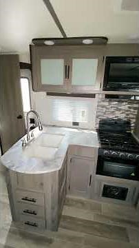2021 Gulf Stream Kingsport Ultra Lite 279BH | Private Bunk Room Camper