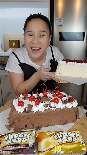 NO COOK, NO BAKE CAKE using fudgee barr 🎂🍰 #fyp #ilovefood #nobakecake #sweets #tiktokfoods