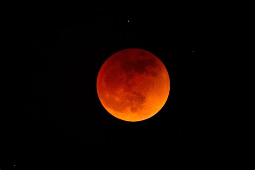 Don’t miss the blood moon: Total lunar eclipse visible in California