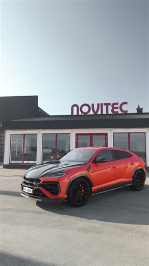 Carbon, Carbon, Carbon on this Urus SE