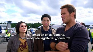 ¡Chris Pratt vuelve a la carga! Justice Smith y Daniella Pineda comentan sus experiencias con la saga jurásica. #JurassicWorld #ElReinoCaído ¡7 de Junio en Cines! | Universal Pictures