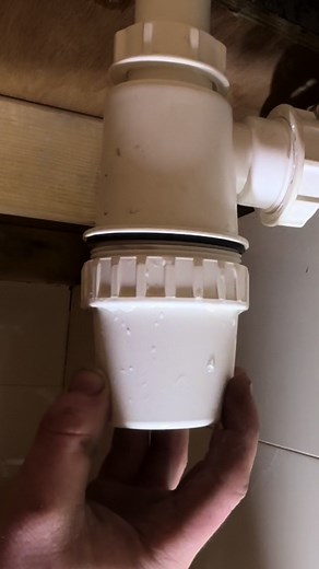Fixing Leaking and Blocked Bottle Traps | Plumbing Tips