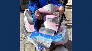 Pashanim - Listen to Airwaves / Zikuvikuzi