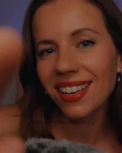 Dr. Reiki uses #soothing face-touching and #whispering to #reduce #anxiety. . . Follow Us 💯 Me . . #reikimaster #reikihealing #lawofattraction #reiki | Secret Manifestation