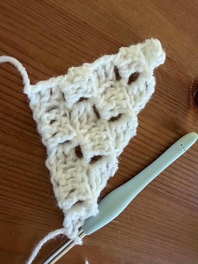 Minecraft Crochet (C2C) Step by Step Tutorial 🧶