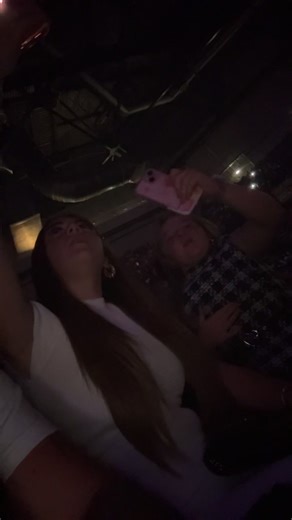 A Memorable Night at Skye Newman Concert for My Daughters