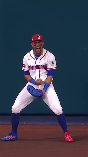 Julio Rodríguez roba cuadrangular a Aron Gorge