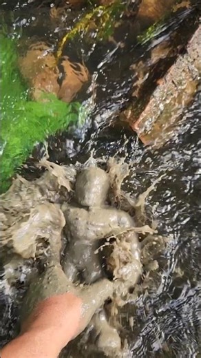 AVENGERS SUPERHERO STORIES, Spider-Man VS Hulk, light firecrackers in a bucket 😄