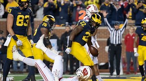 Wolverines whip Badgers, roll to sixth consecutive victory