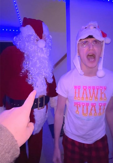 Worst Christmas Ever: A Hilarious Family Reaction