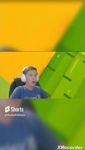 Caboose becomes a Indian (Fall Guys moment)