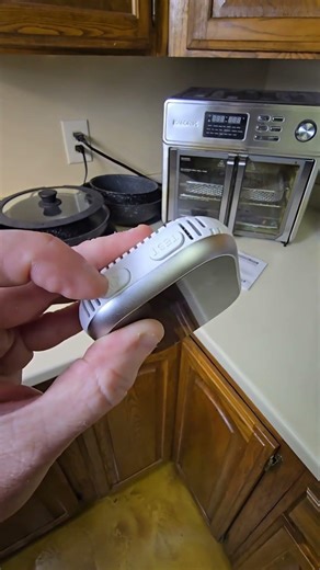 6-in-1 Portable Detector with Natural Gas & Temperature Humidity Sensors Plug-and-Play Design