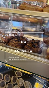 La mia routine mattutina: caffè, bicicletta e una colazione sanaParlo della mia routine mattutina: bevo solo il caffè al bar, senza aggiungere dolci come il cornetto. Sottolineo l'importanza di una colazione sana e leggera, fatta a casa, piuttosto che al bar. Inoltre, condivido il mio modo di spostarmi in bicicletta per andare al lavoro, come un'attività fisica salutare.#caffè #colazione #salute #bicicletta #stiledevita | Dott. De Mari