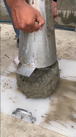 Slump Test With New Admixture #shortvideo #construction #concrete #concreteconstruction #shorts