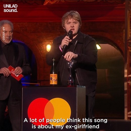 The only award acceptance speech to expect from Lewis Capaldi. | UNILAD Sound