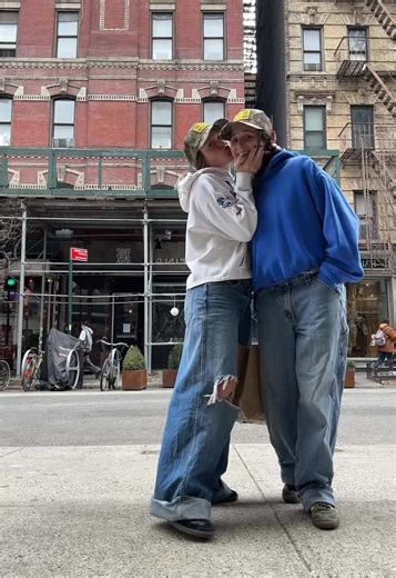 GOD I LOVE BEING A DYKE ⭐️ come to houseparty and dyke tf out with us #lgbtq #wlw #queer