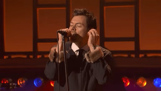 Harry Styles: Dance No More (Live) - SNL