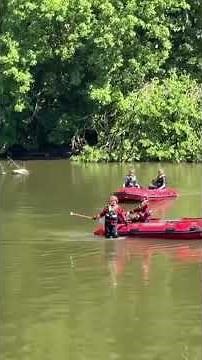 Firefighters rescue boaters stranded on edge of dam in Indianapolis