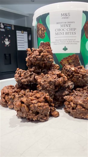 M&S Mint Chocolate Chip Crispy Mini Bites. | Daniel Christopher Chubb