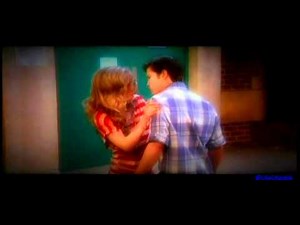(HQ) iCarly iOMG 'Post Promo' - Sam and Freddie Kiss