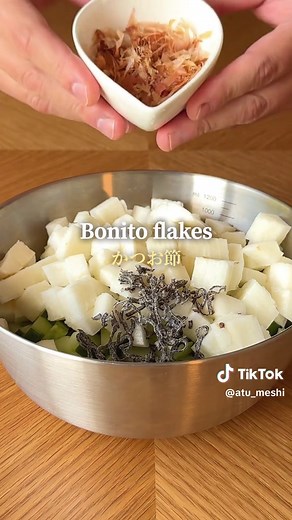 きゅうりと長芋の塩こんぶ和え レシピ（4人分）