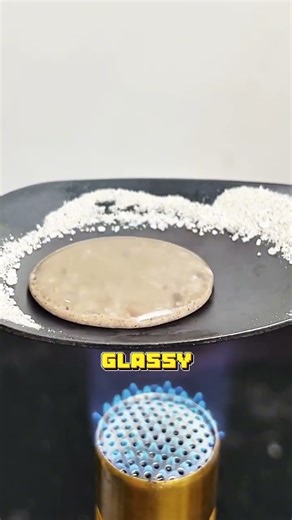 Let's make some glass together out of sand 😼 #experiment #glass #sand #howto #science #funny