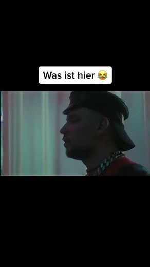 was ist hier | Slavik Junge