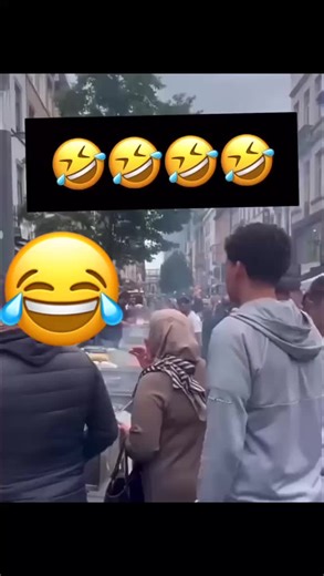 Françaaaa 😂😂 #pourtoi #fry #virał #viraltiktokvideo #🇲🇦 #🇩🇿 #🇹🇳 #frypgシ #pourtoii #pov #🤣🤣🤣 #maroc #algeria #tunisia