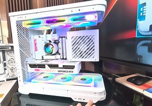 This new PC design snaps together like Lego and has zero visible cables