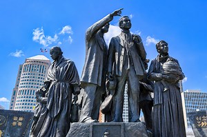 Black Man's Organization Helps Black People Trace Their Family Trees Back To Slavery