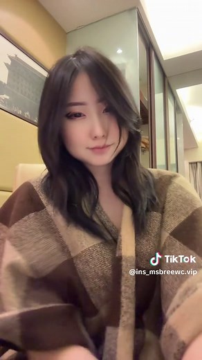 Dapatkan Konten Eksklusif MsBrew | Bokep Terbaru