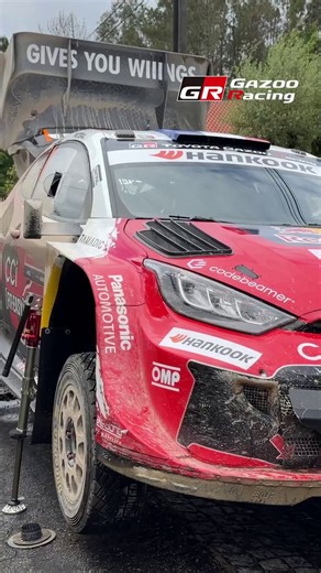 WRC Rd.6ラリー・ポルトガル 🚗🇵🇹ステージとステージの間、リエゾンと呼ばれる一般道区間で、ドライバーたちは自分の手でタイヤ交換や簡易なメンテナンスなどを行い、クルマを少しでも良い状態にして次のステージに臨みます。最後まで出来る限りを尽くして。勝利を目指して。最終パワーステージは、21:15スタート。リプライ💬で熱い応援をお願いします!!!Liveタイミング・Live配信など関連リンク集https://t.co/1zHfm4JjS7#WRCjp #GRヤリス