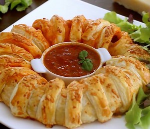 Puff Pizza Ring Recipe By: Home Cooking Adventure | MetDaan Yummy