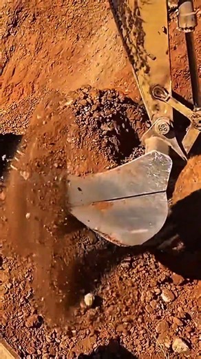 CAT 365C Loading Overburden with Full Power! 💪🔥 #earthmoving #heavyequipment