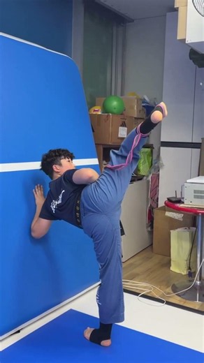조각이 될때까지 더 깎자^ㅁ^ . #국가대표최강태권도 #최강태권도 #옆차기 #taekwondo #martialarts #taekwondolife #asiad #ytshorts