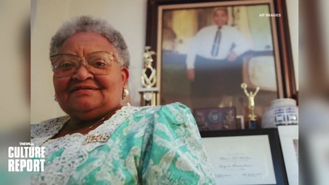 Exhibit honors Emmett Till's mother, civil rights icon