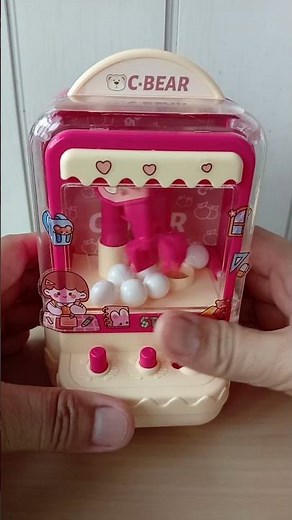 viral & super easy to play mini claw machine