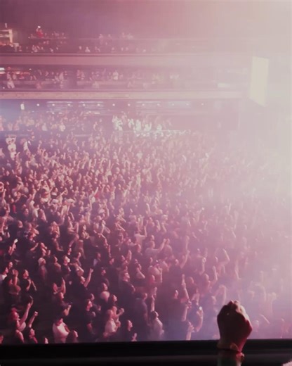 ONE MONTH TO GO >>> ONE OK ROCK will be bringing their DETOX Tour to The O2 on Wednesday 15 October 2025. Get your tickets now 🎟️⬇️ https://ow.ly/iKka50Vhjin | The O2