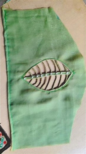 🧵🪡 new 🌿 sleeves designs cutting ✂️🪡 stitching #blousedesign#botique #fashionndesigns #bajukidesign