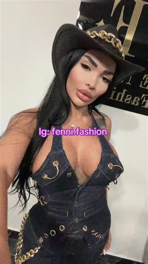 Videoclipuri postate de fenni.fashion (@fenni.fashion) cu Zi, Fa! - Connect-R